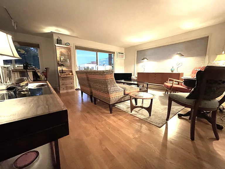 610 Aloha St #201 — Photo 6