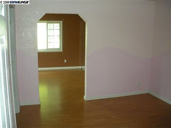 5th image of 5391 Milani Ave