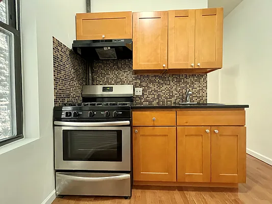 Rented by Bohemia Realty Group | media 9