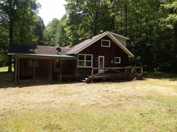 8741 Agnew Rd, Linesville, PA 16424
