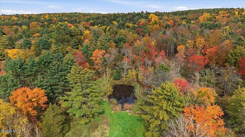 3rd image of 146 Finch Road
