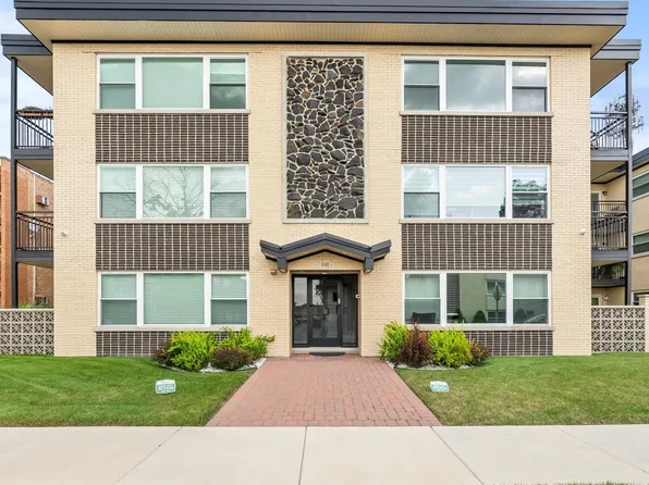 3045 Paris Ave APT 104, River Grove, IL 60171