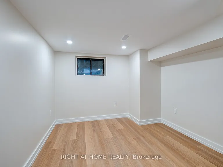 3 Muriel Ave #LOWER — Photo 6