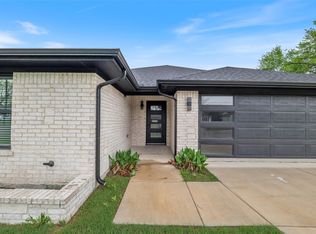 2225 E Overton Rd, Dallas, TX 75216