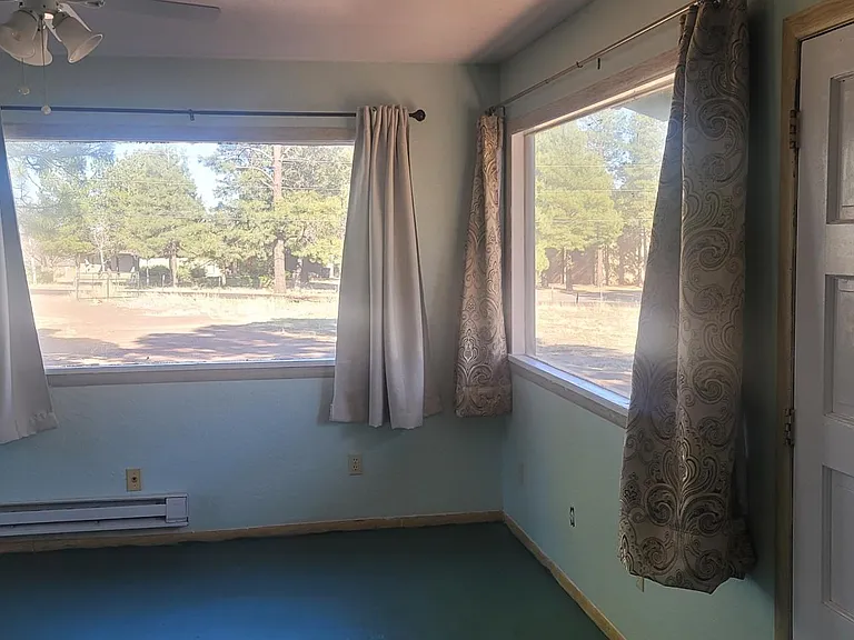 5485 Lene Ln — Photo 3
