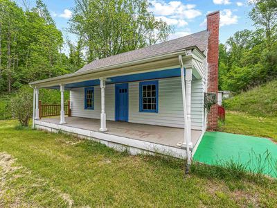 2734 Vicker Switch Rd, Christiansburg, VA, 24073