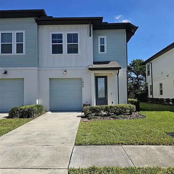 1457 Discovery St — Photo 1