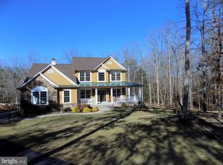 160 Queen Laurens Ct, Fredericksburg, VA 22406