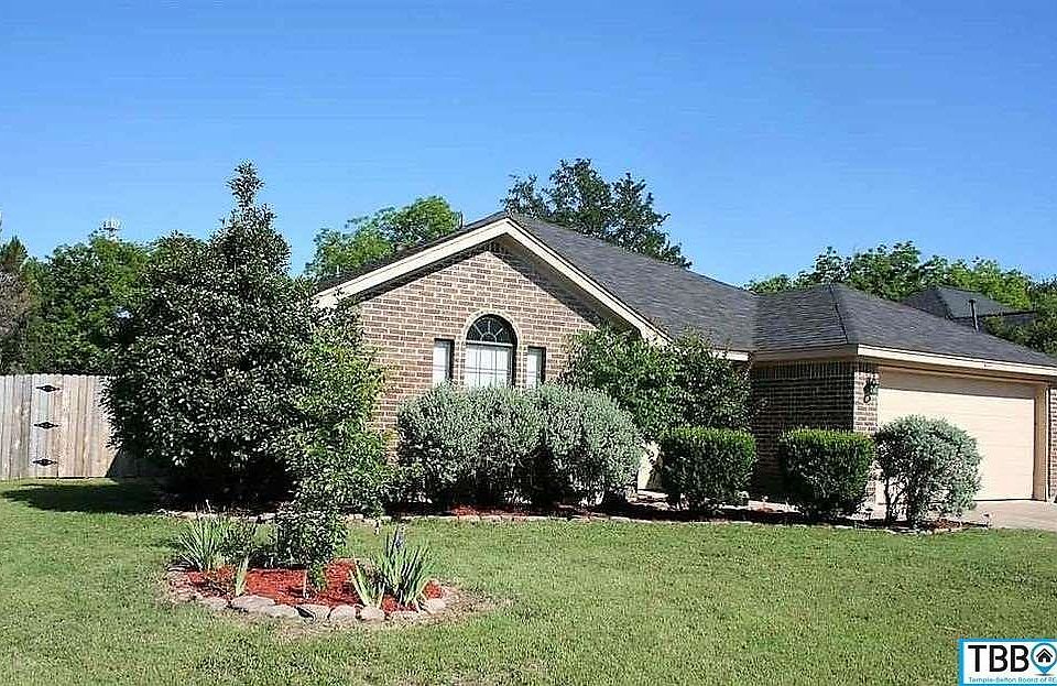 1st image of 401 Gina Dr