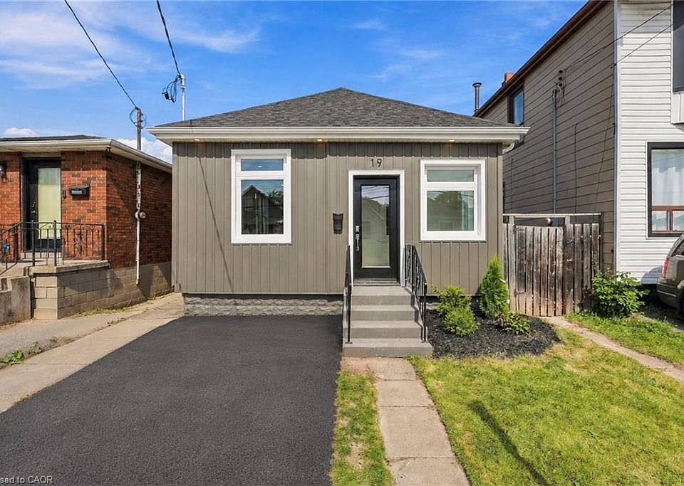 1st image of 19 Vansitmart Ave