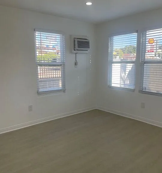 1254 N Detroit St #1260 — Photo 13