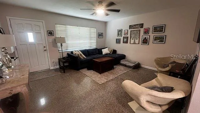 3 bed, 1.0 bath, 1104 sqft, $2,750 — Photo 3