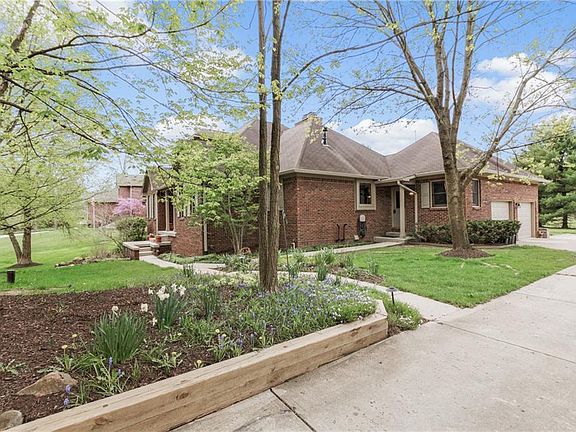 5th image of 8668 Highwoods Ln