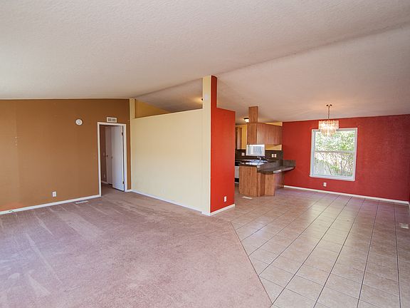 5th image of 120 N Owen Ave