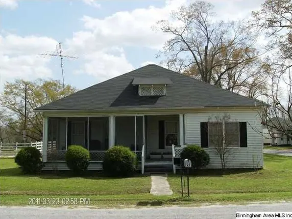 27 Magnolia Dr, Maplesville, AL 36750