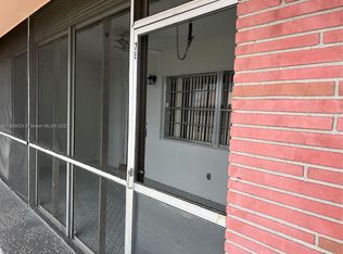 200 NE 12th Ave APT 7E, Hallandale, FL 33009