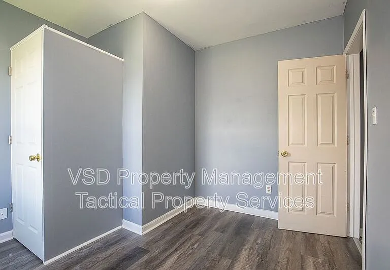 3484 W 60th St #UP — Photo 8