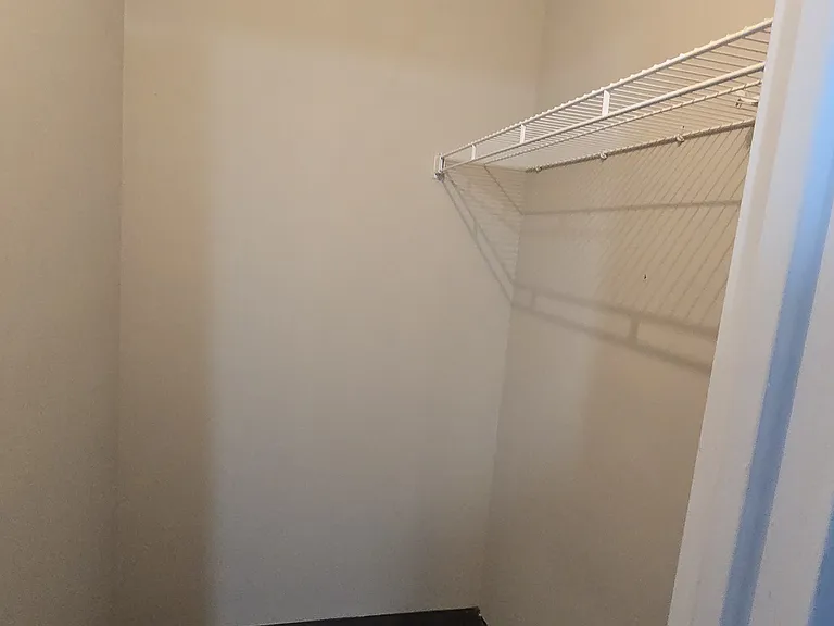 274 Highland Rd E #10 — Photo 14
