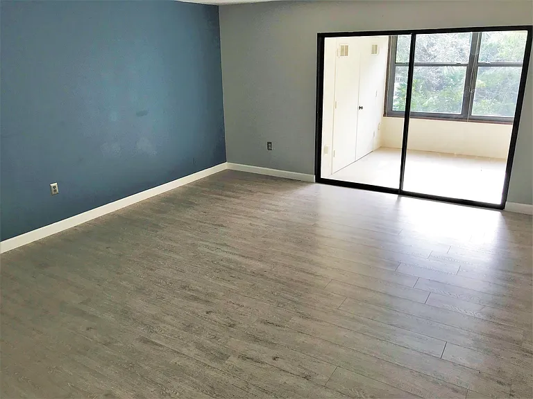 283 Sherwood Dr — Photo 12