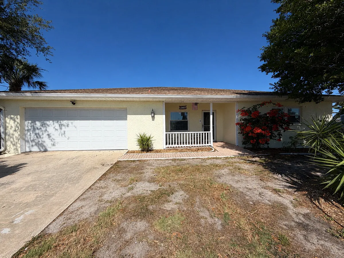 Building Photo - 13815 San Juan Ave