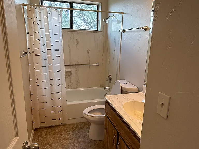 108 San Carlos Rd #A — Photo 7