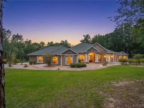 9810 S Berkshire Ave, Inverness, FL 34452