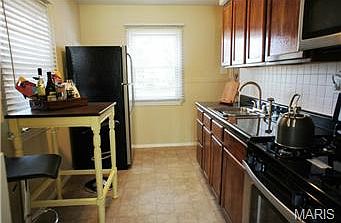 3rd image of 11021 Saint Jerome Ln