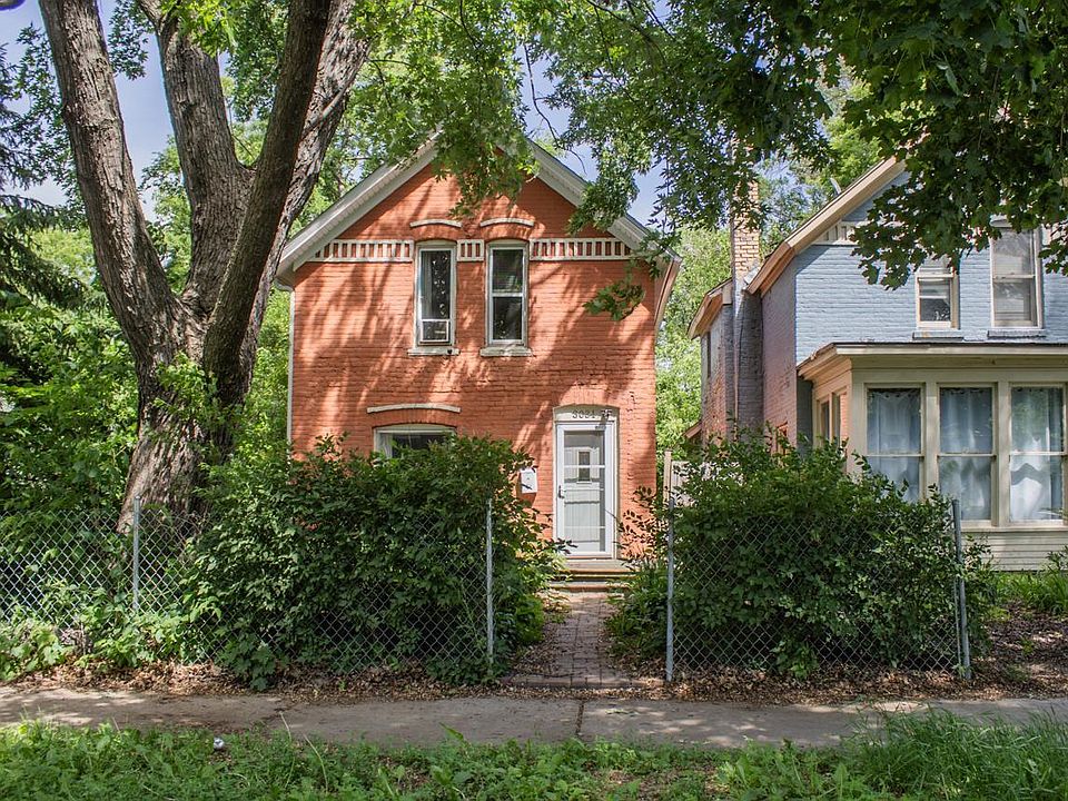 1st image of 3031 17th Ave S