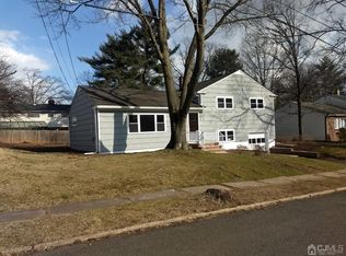 36 Hamlin Rd, Edison, NJ 08817
