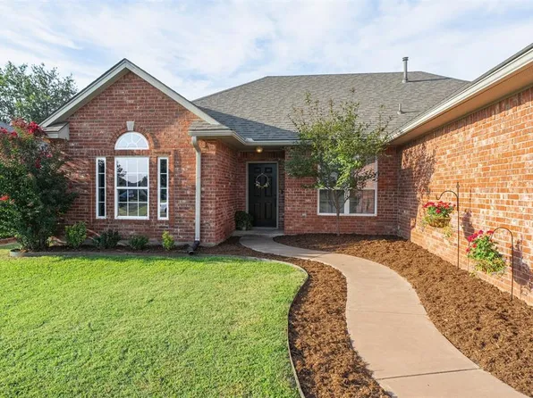 424 Clear View Dr, Washington, OK 73093