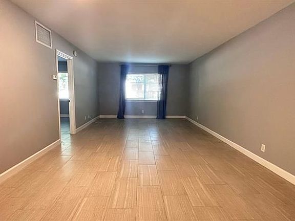 3rd image of 1950 N Andrews Ave APT 109D