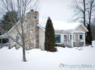 8909 W Jennings Rd, Lake City, MI 49651