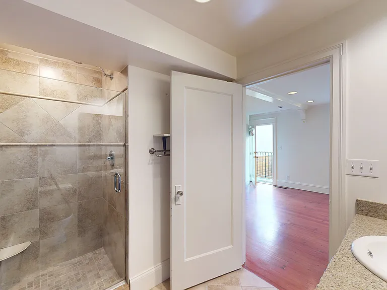 3118 Scott St #1A — Photo 14