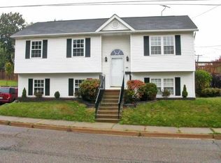 2761 Trenton Rd, Akron, OH 44312