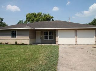 1808 Harding St, Pasadena, TX 77502