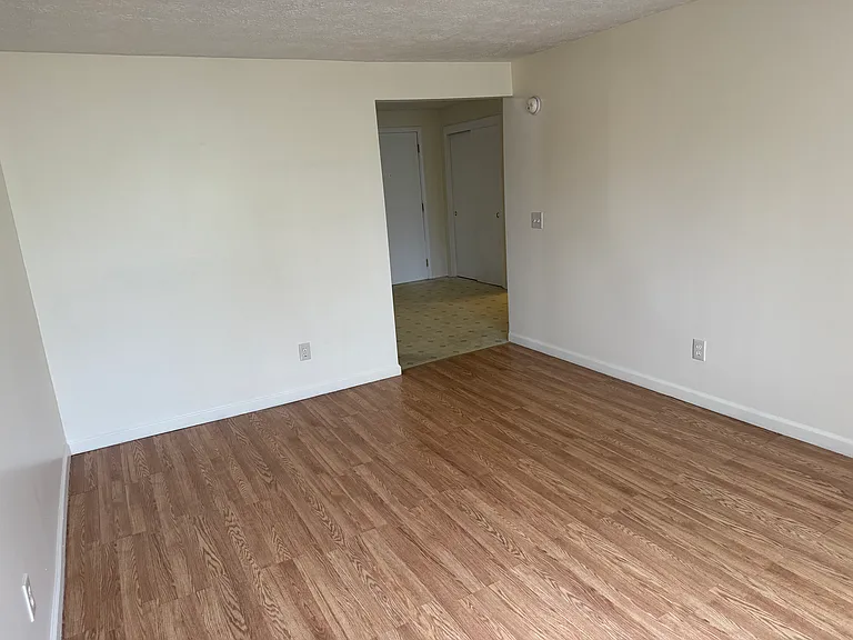 75 Log St #2B — Photo 11