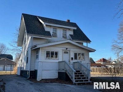 938 N Charles St, Carlinville, IL, 62626