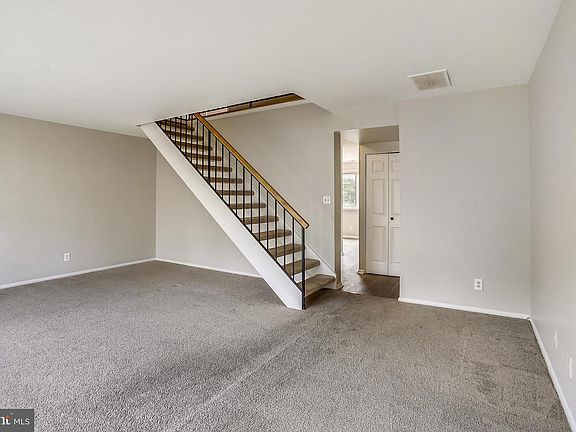 4th image of 3223 University Blvd W #G