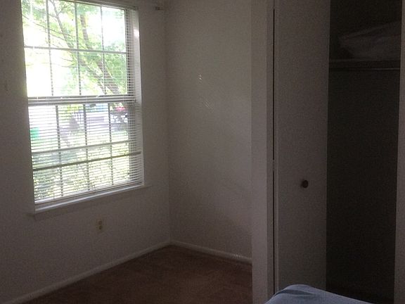 3rd image of 114 Waldorf Pl