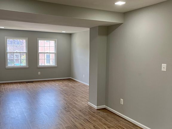 3rd image of 3355 Breckenridge Ct