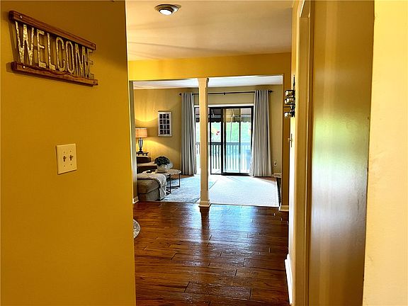 4th image of 402 Casa Vita Dr