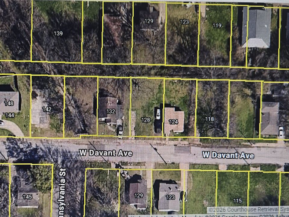2nd image of 128 W Davant Ave