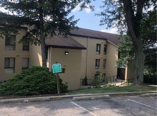 2034 Swallow Hill Rd APT 319, Pittsburgh, PA 15220