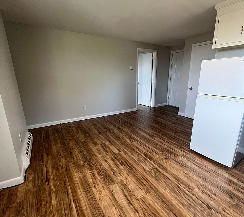 21-23 West Main St - 21-23 W Main St Plainville CT | Zillow