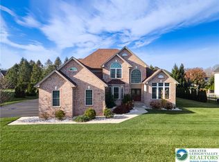 62 Surrey Dr, Easton, PA 18045