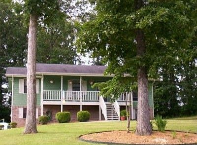 1st image of 4914 Hunter Village Dr