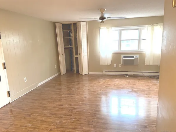 28 Thompson Road #H, Manchester, CT 06040