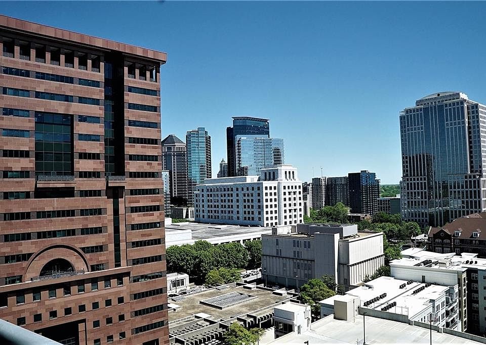 2nd image of 950 W Peachtree St NW #1707