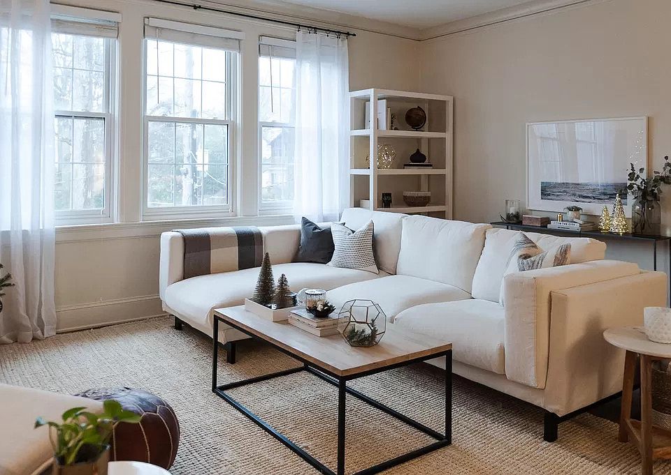 Large sunny living room!