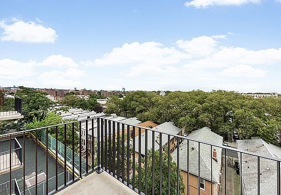 5th image of 567 Ocean Pkwy #5F